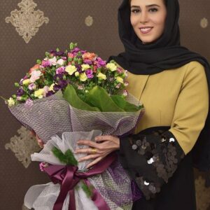 Elham Jafarnezhad Instagram - سال نو و بهار نو را بهانه کنیم برای نو شدن،از نو عاشق شدن
به اندازه تمام شکوفه های بهاری براتون آرزوهای زیبا دارم،آرزو می کنم سال ۱۳۹۷ سال تحقق آرزوهاتون باشه 
و سرشار از عشق،صلح و آرامش  همراه با نور و آگاهی