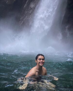 Elijah Canlas Instagram - pinalakas ng backstory parang anime