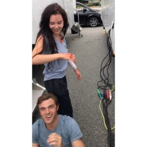 Eline Powell Instagram - Happy birthday to awesome @alexmroe my dear friend! Thanks for making every work day so much fun with joy and laughter and getting me through long days of shooting by being totally brilliant 👌🙏(like helping me live my fantasy to be Neo from the Matrix 😎 ) I hope you have the most awesome Bday!!! #bts