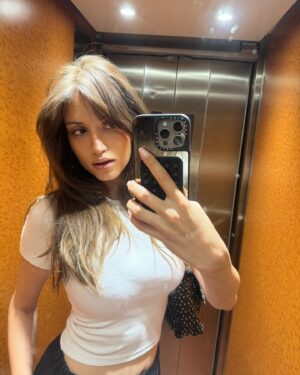 Elizabeth Kopecká Instagram - červenec / july 😇

#summer