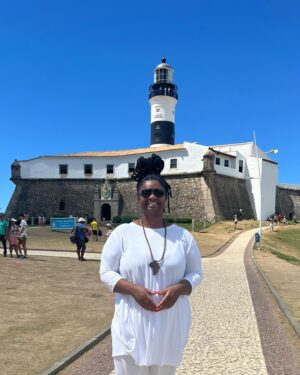 Ellen Oléria Instagram - salvador, cheguei! 🧡 amo vc!