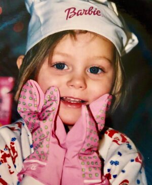 Ellery Sprayberry Instagram - 22 years young 🎉