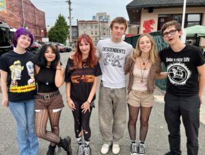 Elliott Fullam Instagram - Had a great time at the Have A Nice Life show and it was truly amazing meeting all of you 🖤🦇🫶