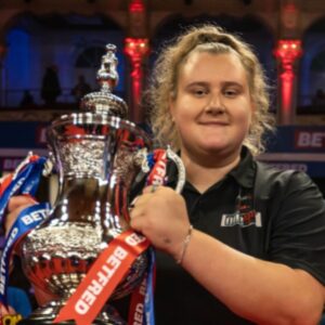 Elmar Paulke Instagram - Weiß nicht, ob es Euch genauso geht? Das World Matchplay hallt bei mir noch nach. Es hat mal wieder großen Bock gemacht, auch der Austausch mit Euch. Vielen Dank dafür und natürlich auch @dazn_de!!! 

Luke Humphries hat sich völlig verdient diesen ersten Sieg von Blackpool geholt. In jedem einzelnen Match spielt er einen 100  Avg. 

MVG ist am Ende an seinen Doppeln gescheitert. Dennoch bemerkenswert, wie er trotz dieser Probleme das QF vs Gilding und das SF vs Smith gewinnt. 

Und Beau Greaves verteidigt ihren Titel in einem großartigen Finale, in dem sie einen 99er Avg spielt. Wartet mal ab, was wir von Ihr noch alles erleben werden. 

Game On!