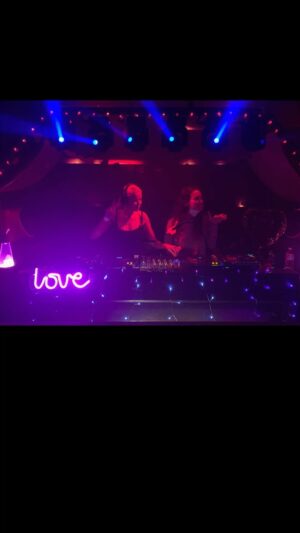 Élodie Bouche Instagram - ALAN BIRTHDAY 🤍
@alepst 
@atvrecords 

#dj #producer #djproducer #musicproducer #music #tribal #minimal #tecchouse #progressivehouse #birthday #femaledj #miamidj #ladj #nydj #djlife #nightclub #party #artist #love