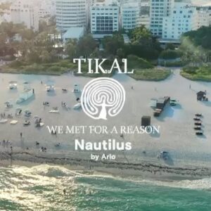 Élodie Bouche Instagram - BE READY OCTOBER 16th 💦
WE ORGANIZE AN AMAZING POOL PARTY 🎧

NAUTILUS HOTEL 🔥
Yoga
Dancers
Body paintings
And more .. 🔥

@wemetforareason_ 

#pool #poolparty #miamipoolparty #miami #party #tan #miamiparty #dance #music