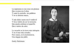 Elsa Punset Instagram - Anoche descubrí este poema de Emily Dickinson (1830-1886). Vivía recluida, pero decía que llevaba dentro al mundo entero. Cuando la leo, así lo siento. Os comparto su canto a la esperanza, tan necesaria en estos tiempos intensos y complicados. Espero que os guste mi traducción ♥️