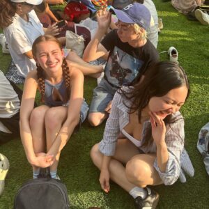Elsie Fisher Instagram - muzik in the park