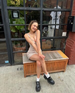Elsie Hewitt Instagram - 0.5 goes crazyyy sometimes