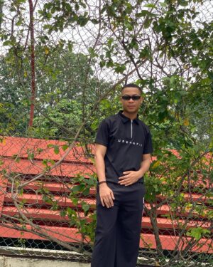 Emeka Nwagbaraocha Instagram - Touching grass cos you said so 🍃😮‍💨

Outfit by @urbanfitafrica 
.
.
#BoyOnFire #reels #explore