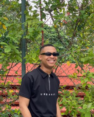 Emeka Nwagbaraocha Instagram - Touching grass cos you said so 🍃😮‍💨

Outfit by @urbanfitafrica 
.
.
#BoyOnFire #reels #explore