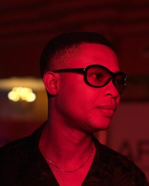 Emeka Nwagbaraocha Instagram - Be Authentic!

#BoyOnFire