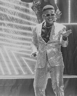 Emeka Nwagbaraocha Instagram - EFE in Slides!

It’s been such a rewarding Journey 
bringing this Character to life.
He cried
He laughed
He loved
and He had so much fun.
I absolutely enjoyed bringing this character
to life, I love and adore him with everything in me.

Thankful to @bolanleaustenpeters , watching her
Up close create this show left me in awe. My respect is over the roof and I absolutely can’t wait to work with her again and again and again.

My Co-stars the SARO ATOMIC BOMBERS @gideonokeke.ng @hectoramiwero @nonzobassey and @uchechika_e thank you for always bringing the positive energy needed in the workplace. Thank you for allowing me share in your genius. This experience has given me a gift I will treasure for A Very LONG time.

@_iyimide thank you for being the perfect RONKE. You made my work easier. It was a Partnership and I’m grateful I had you with me to hold my hand through out all the shows.

@ike_nna thank you for helping us remember to stay in the moment and be grounded.

@terrakulture and @bapproduction thank you for being a home where creativity can flourish.

24 Shows 
8 days of Performances
Numerous rehearsals later

This Character takes a Bitter Sweet Bow 🥹❤️

#SarotheMusical #BoyOnFire