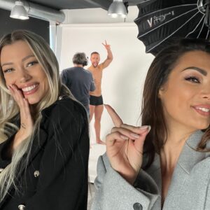 Émilie Nef Naf Instagram - SOiS LA RAiSON QUi
POUSSE LES GENS À CROiRE AUX BELLES ÂMES, AUX COEURS BONS ET AUX BONNES ENERGiES.
N’ARRÊTE PAS D’ÊTRE
UNE BONNE PERSONNE. ❤️‍🔥