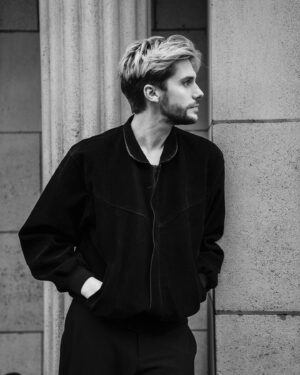 Emilien Vekemans Instagram - 2024 👀

📸 @anthonydehez 
🪄 @ava.c_mua 
Toujours 💎 @rodriguelaurent