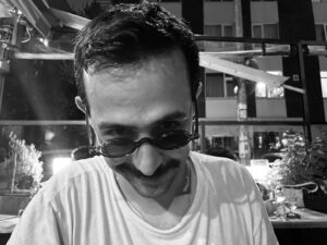 Emir Çubukçu Instagram - şuralardan devam
.
.
.
.
.
.
Var ol gülüm @ersinarc 📷