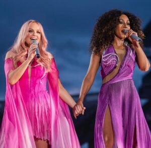 Emma Bunton Instagram - Happy Birthday @officialmelb 🎉🎊 My Spice sister, one of a kind and special in every way 💗💗 Love you to bits, Emma and the family xxx