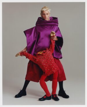 Emma Corrin Instagram - fooorkin love this one man 

@dilarafindikoglu 🍴

for @esmagazine 
obviously styled and conceived by angel @harry_lambert 

shot by @estellehanania 
set design @alicekpk 
make up @ginakanemakeup 
hair @danielmartin81 
nails @simmy_nailsandbeauty 
producers @colesontoast @jessica_landon_design 
talent director @tommacklinstudio 
editor @bengcobb 

thank you to an incredible team for a really wonderful day and pictures I’ll treasure