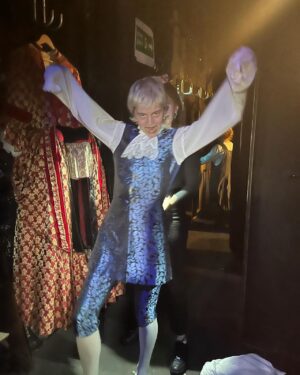 Emma Corrin Instagram - I would like it to be known that I am usually not a crier!!! But on Saturday night as I spoke the final words of Orlando the floodgates opened and they haven’t really closed since.

Being part of this extraordinary show has been the biggest privilege of my life. It has bought me so much joy, from working with the most incredible people in the cast and in our heavenly crew, but also from telling a story each night that is so powerful and resonates so much with me. To spend each evening celebrating and interrogating the questions of love loss and identity, what an honour to speak those lines which recognise the struggles and the joys of what it is to be queer. Orlando is and always has been an ode to being oneself, in whatever form that comes. 

I want to extend my thanks to Virginia Woolf, to her Vita, to Michael Grandage, to  Neill Bartlett, to all the people working at The Garrick who have made that theatre home for me the last few months, to our exceptional, beautiful cast who I will miss immensely, and to our crew, everyone backstage in wigs and wardrobe who make everyday a joy no matter what we’re all going through. These are the people who make these shows, who get you through each night and make the experience one to treasure.

For the last few months I have been lucky enough to taste the possibility true queer freedom within Orlando, within Virginias words and to share it with an audience, to feel the euphoria of spreading a message I believe in so passionately. I will miss it immeasurably, thank you thank you thank you ❤️