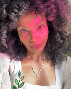 Actress Emma Dabiri HD Instagram Photos and Wallpapers July 2024