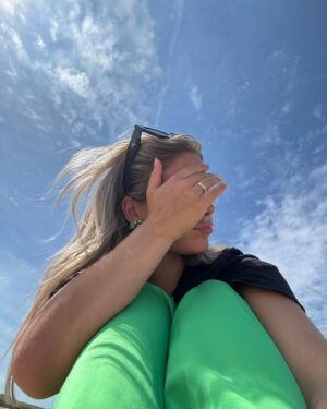 Emma Keuven Instagram - life recently 🧸💖🎓🎠🕺🌸🐝