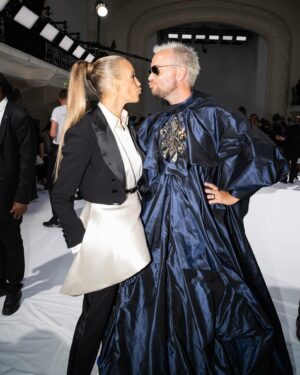 Emma Wiklund Instagram - What an amazing show!! ⭐️ THANK YOU @jeanpaulgaultier for inviting me to your beautiful #hautecouture show in Paris yesterday! 
So wonderful to be back in my old hometown Paris ❤️ for a few days. 

And thank you @franckduquenne for helping me feel fantastic in my JPG couture! 🙏 

Love you @fredrikrobertsson and @j_hellstrom for just being the best of friends.
