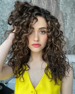 Emmy Rossum Instagram - 💛the crowded room 💛
June 9 on AppleTV 