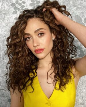Emmy Rossum Instagram - 💛the crowded room 💛
June 9 on AppleTV 