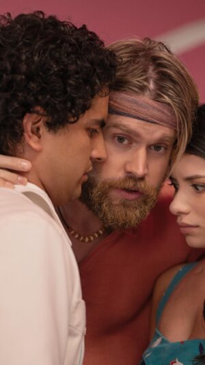 Enrique Arrizon Instagram - I honestly don’t know what Máximo will do now that Chad is back… well I do know but I want you to find it out on episode 3 now available on @appletv #AcapulcoTV