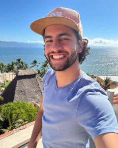 Actor Enrique Arrizon HD Instagram Photos and Wallpapers March 2023