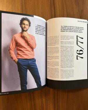 Enrique Arrizon Instagram - @revistablackmx preparó esta dinámica conmigo, platicamos de muchos temas distintos a los habituales y me sentí muy cómodo, una plática entre amigos 🫶🏼 toda mi familia ya me pidió la revista así que arrasé con todas las de Sanborns, pero estoy seguro que ya se reabastecieron así que vayan por la suya y lean la entrevista completa!
Gracias @linaglow por tan maravillosa entrevista, tu espacio es único 🤗
@jorgebphoto @sebastian_olivet gracias por las fotografías
Premiere Pic @lucakingston stylist 
@dannidoesit grooming