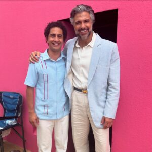 Enrique Arrizon Instagram - @jaimecamil querido feliz cumpleaños 🥳 Gracias por sumarnos tanto en esta tercera temporada, trabajamos muy bien en equipo y disfrutamos mucho el set, eso a la audiencia le encanta! Te mando un abrazo, te deseo mucha salud, felicidad y amor.
