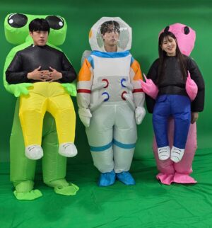 Eom Ji-yoon Instagram - 설레는 백허그.