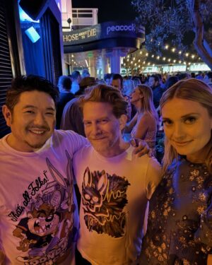 Eric Bauza Instagram - Adult Swimmers 🏊‍♀️ @sethgreen @spencergrammer @adultswim @entertainmentweekly #SDCC2024