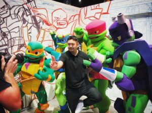 Eric Bauza Instagram - 🐀🍕🐢🐢🐢🐢 #RISEoffheTMNT @nickelodeon #SDCC