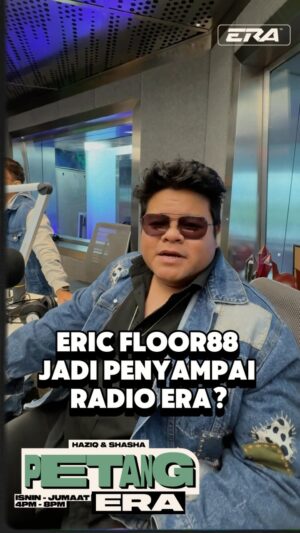 Eric Fuzi Instagram - @dhandee2017 hi Boss ‘Oney’ approve tak @ericfuzi_f88 nak ganti @haziq_hussni if dia cuti? Sebab Eric nak teman @shasha.nadira katanya 👀 korang rasa okay ke if Eric jadi penyampai radio? 🤣💚 #PetangERA #ERARadioNo1PalingLegit