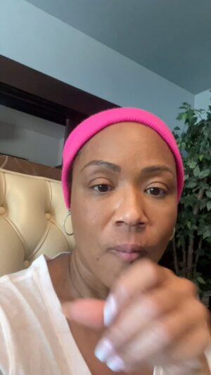 Erica Campbell Instagram - Dear Husband, I am not 4yrs older than you! Just 3❤️🤣 But I am blessed to have a nice young husband!! #Notacougar 
 
Dinner was AMAZING!! Thanks @mishabwrites for the connect! Chef Charles Thank you and your beautiful Mom!! @beloved1906 #excellence