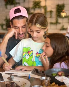 Actor Erick Elías HD Instagram Photos and Wallpapers July 2024
