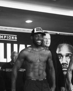Erickson Lubin Instagram - Enough said! today was just a temperature check 24hrs til we give ‘em this HEAT! Tune in @showtimeboxing 9pm ET #HammerTime