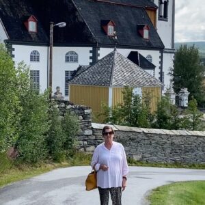 Erik Hagen Instagram - Nå er vi i Røros nydelig sted💜🦩🐼