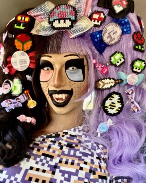 Erika Klash Instagram - @newyorkcomiccon Photodump!
💥
HUGE thank you to @crimsonkitty for organizing our drag & cosplay crafts panel! It was a joy to share some of my crafting hacks alongside @nostalgiajunki3 // @ned_flanderstark // @kinggrickyyrosee (the afterparty was 🔥 too)
💥
ALSO thank you to @geeksout for having me at their Queer Ally Pride Lounge on Sunday. Not only did we have a super fun & successful Q&A, but I also did an impromptu Drag Queen Story Hour after a scheduling hiccup brought several families to the lounge. ( @dj_writes provided the 📚 all the way from Artist Alley )