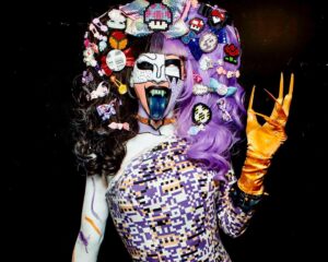Erika Klash Instagram - @biqtchin was a blast! There’s something about the energy at @precinctdtla 🥰🥰 My trip to LA was super fun: I loved spending time with all of these artists that I keep close so to my heart ( @yovska @rockmsakura @biqtchpuddin @deardeere @cashmonetdrag @felonydodger @abhora_rules & more). Until next time! <3
- Photos by @davidelaffe