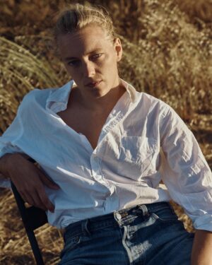 Erika Linder Instagram - The Great American Bar Scene