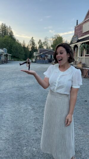 Erin Krakow Instagram - What a delight it’s been to be back on set (w/ Elizabeth’s lil boo thang 😂) for SEASON 12 of @wcth_tv!