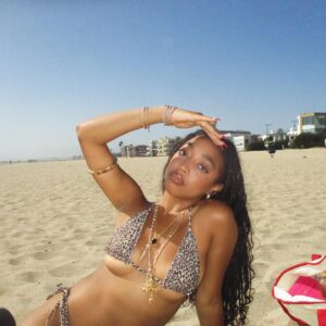 Eris Baker Instagram - 🐚