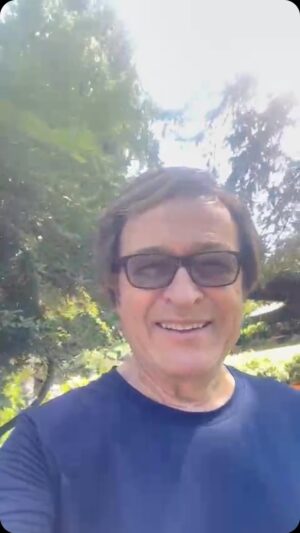 Erol Evgin Instagram - Bu devirde hala yasaklarla uğraşmak ne acı!.. 
Güleriz ağlanacak halimize!..