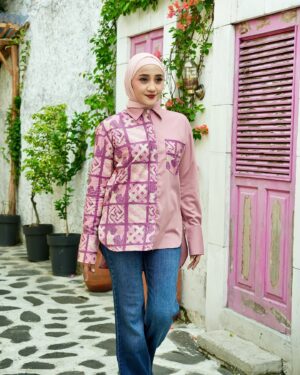 Errina GD Instagram - Yukkk samaan sama kak @pentypenk dan kak @erringracesita pake batik “Dayana” kalian pilih ya sukaan warna yang mana😍 

Cek katalognya disini ya:
Whatsapp : 081188811183
Shopee : Lenshan.id
Tokopedia : Lenshan
Tiktokshop : Lenshan.id
Offline Store : 
📍Ruko commercial park blok G no 17 kota wisata cibubur
📍Alun Alun Indonesia West Mall, Mall Grand Indonesia Lt 3

#coupleset #seragam #batikmodern #stylewithlenshan #bestie #bestiegoals #sahabat