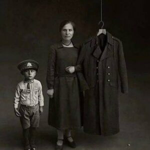 Esmael Barari Instagram - به دویدن دنبال باد می ماند.... زندگی!
عهد عتیق، سلیمان نبی