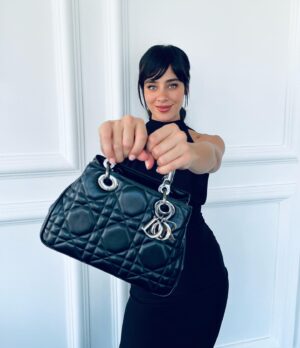 Esmeralda Pimentel Instagram - @dior @mariagraziachiuri 
#DiorLady9522