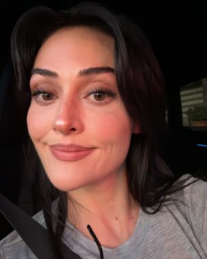 Esra Bilgiç Instagram - 🤍